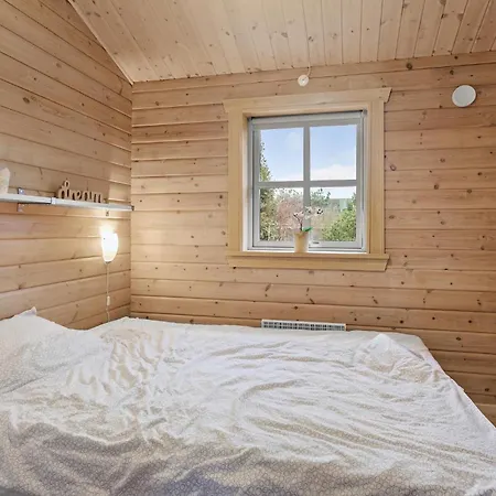 Awesome In Vaeggerlose With Sauna Bøtø By